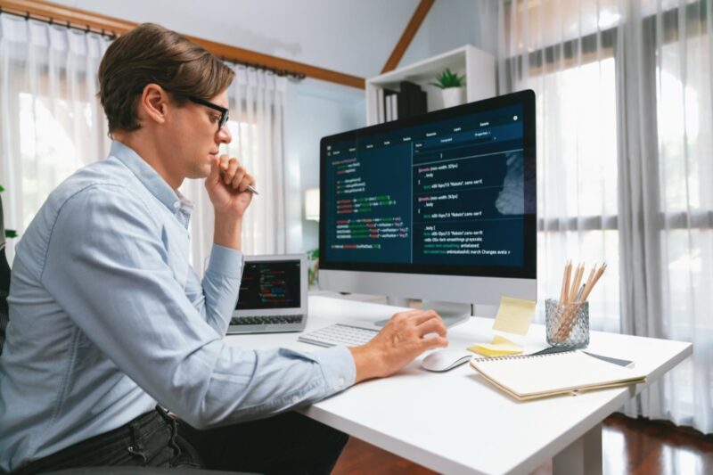 Różnorodne trajektorie kariery w branży IT: analiza danych i obserwacje trendów